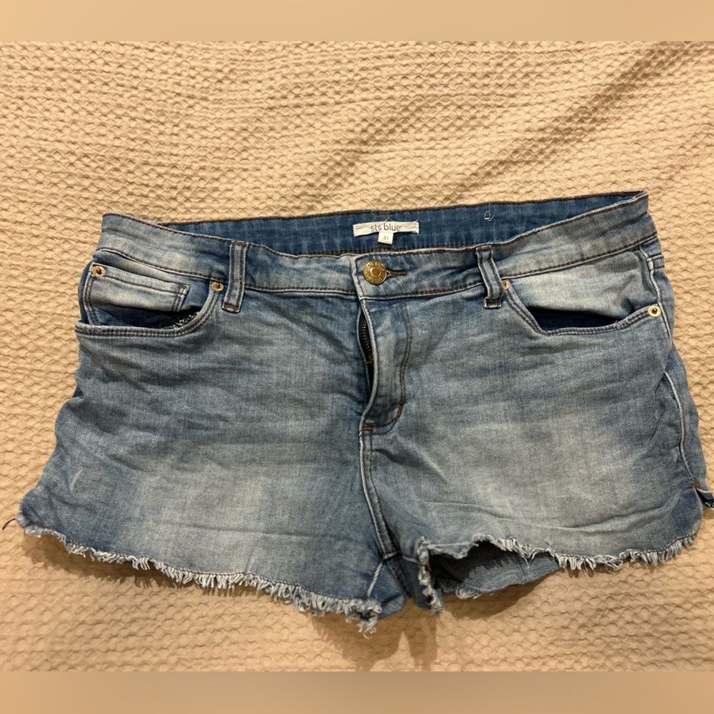 STS Blue medium fade denim shorts